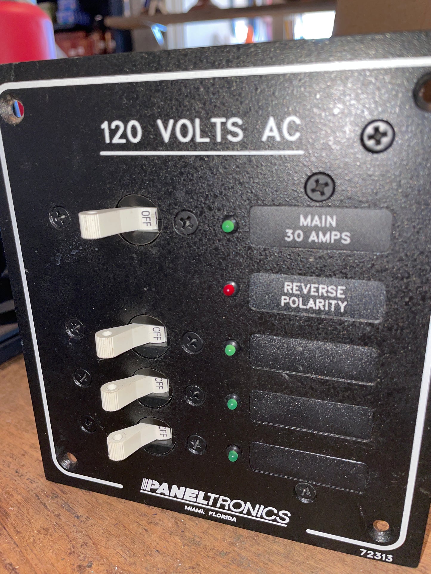 Paneltronics 120 Volts AC 4 Switch Panel