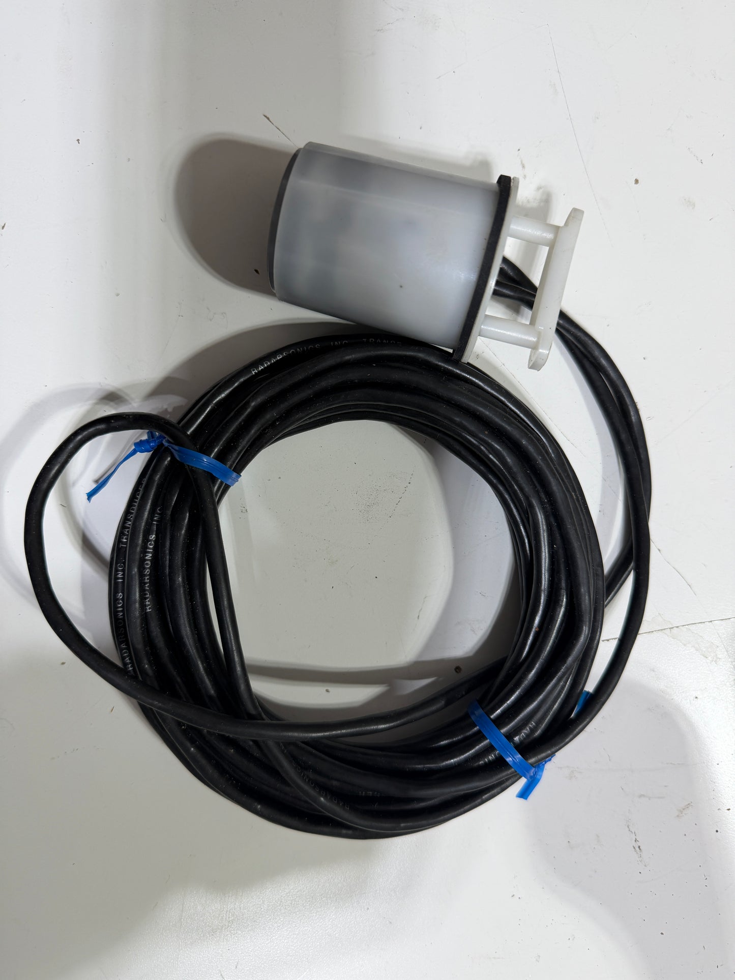 Radarsonics Inc. Transducer