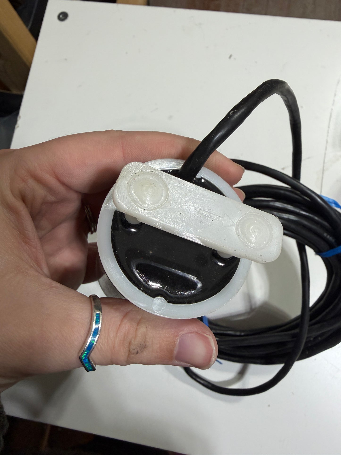 Radarsonics Inc. Transducer