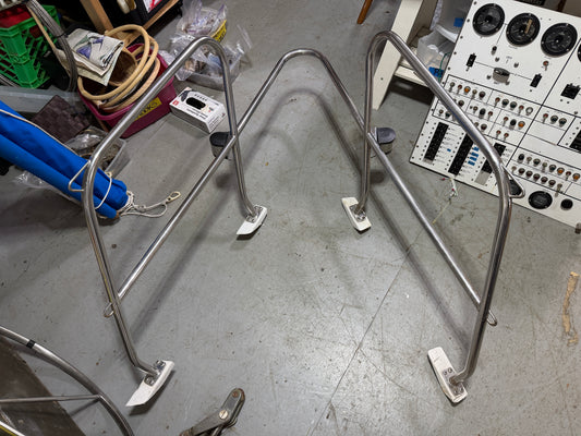 Catalina Morgan 38 Bow Railing