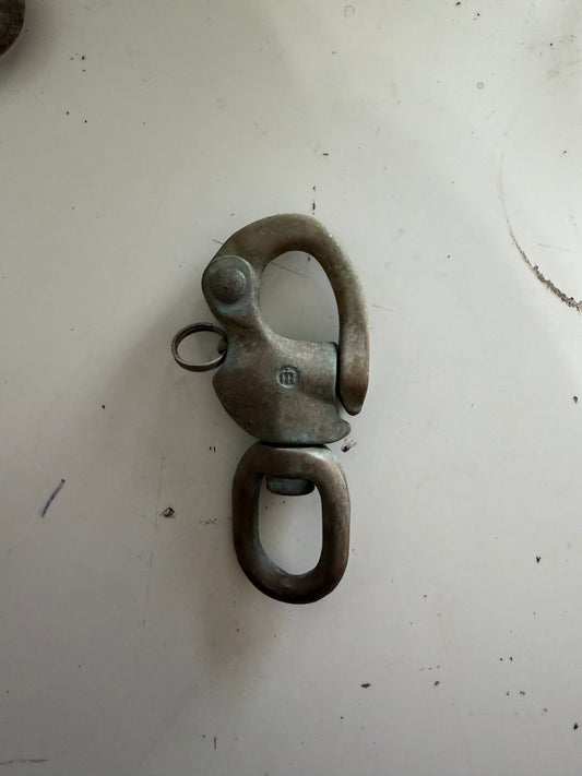 Merriman #1 Bronze Swivel Shackle - 9/16"