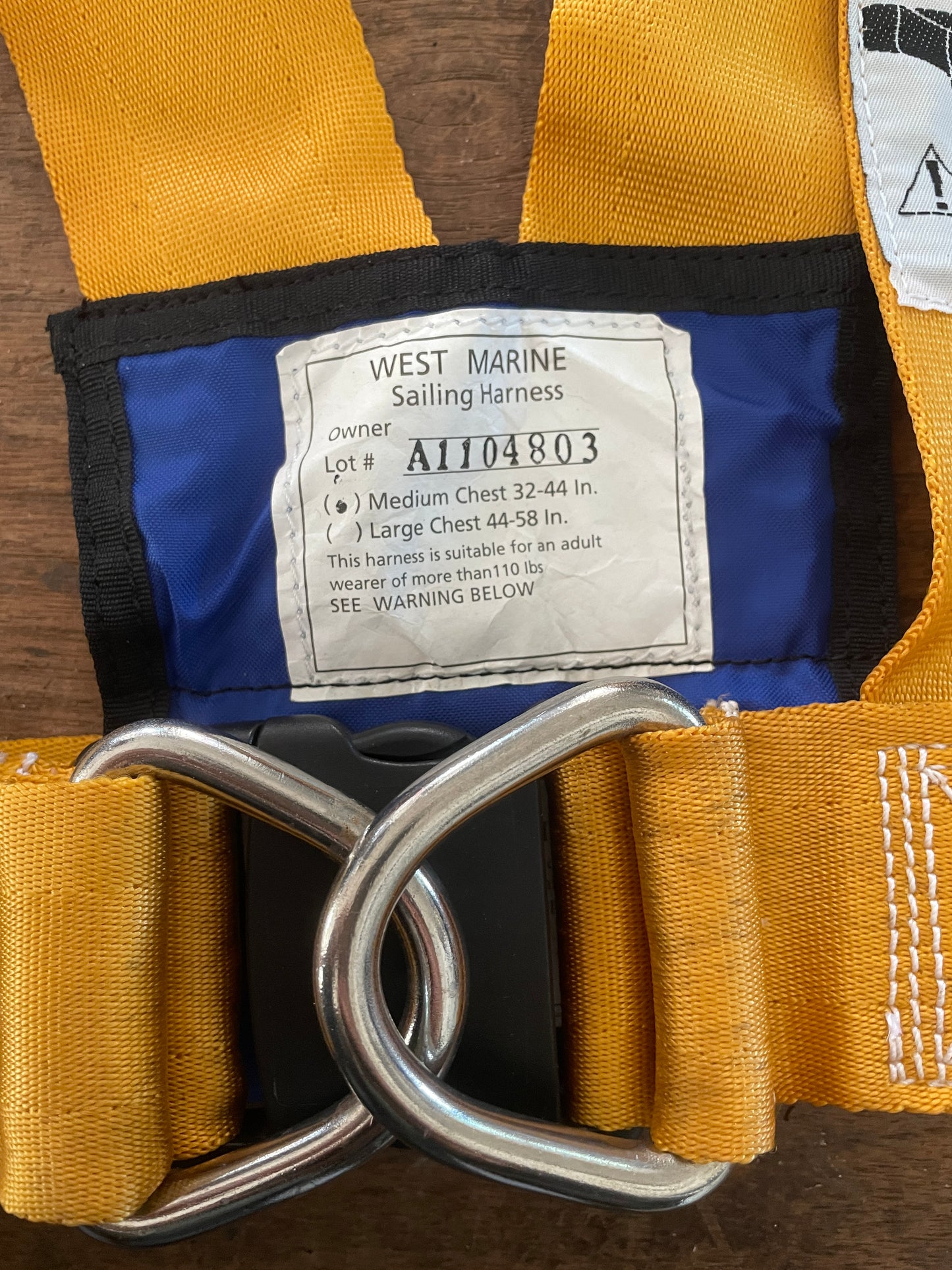 West Marine SIZE MEDIUM Safety Harness Sailboat Parts