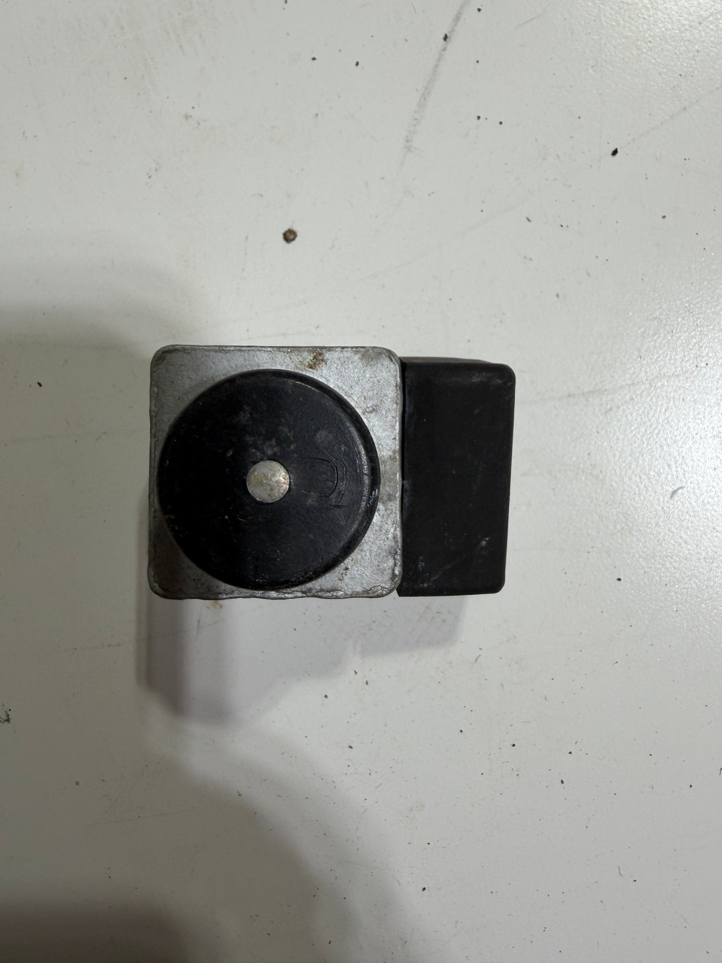 Pull Top 7/8" Track End