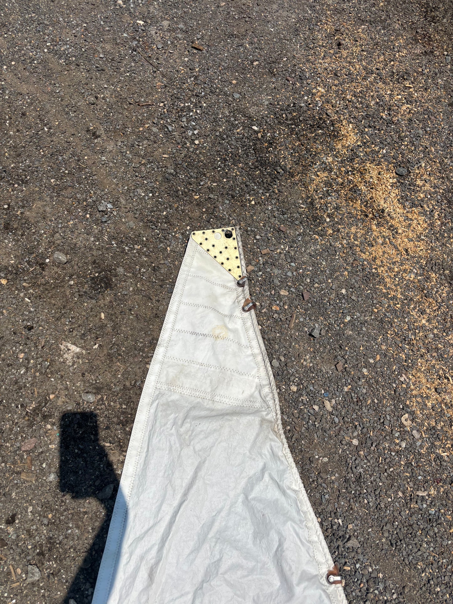 Irwin 10/4 Mainsail — 27’ Luff x 31’ Leech x 11’ Foot