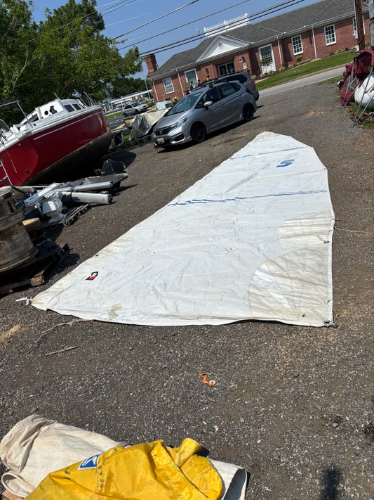 26’3” Luff x 28’5” Leech x 9’7” Foot Mainsail