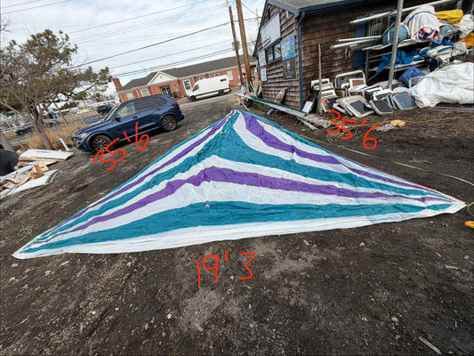 .75OZ Symmetrical Spinnaker - Pearson 30 - 35'6" x 35'6" x 19'3"