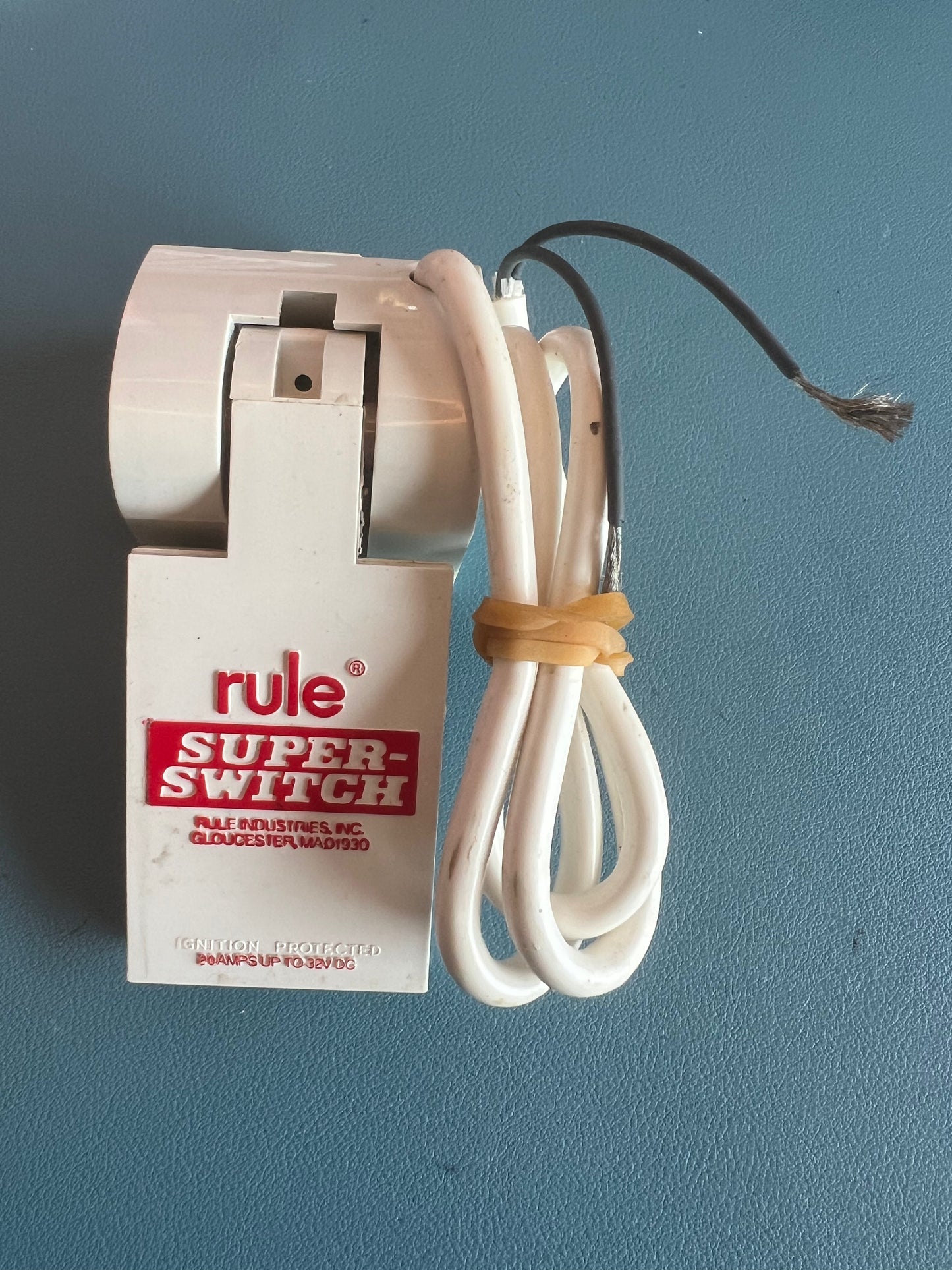Rule Super Switch 20 AMPS up to 32V DC