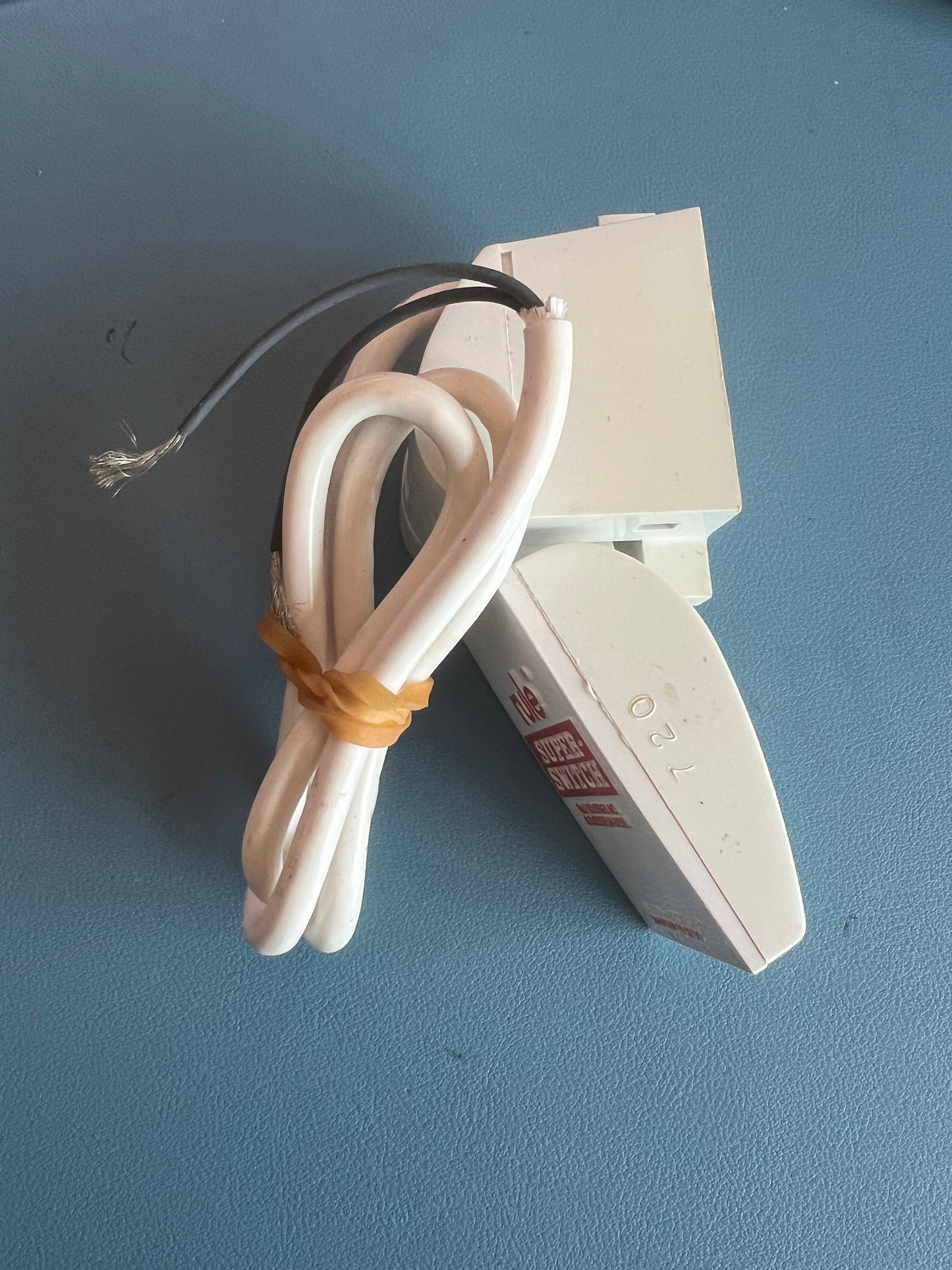 Rule Super Switch 20 AMPS up to 32V DC