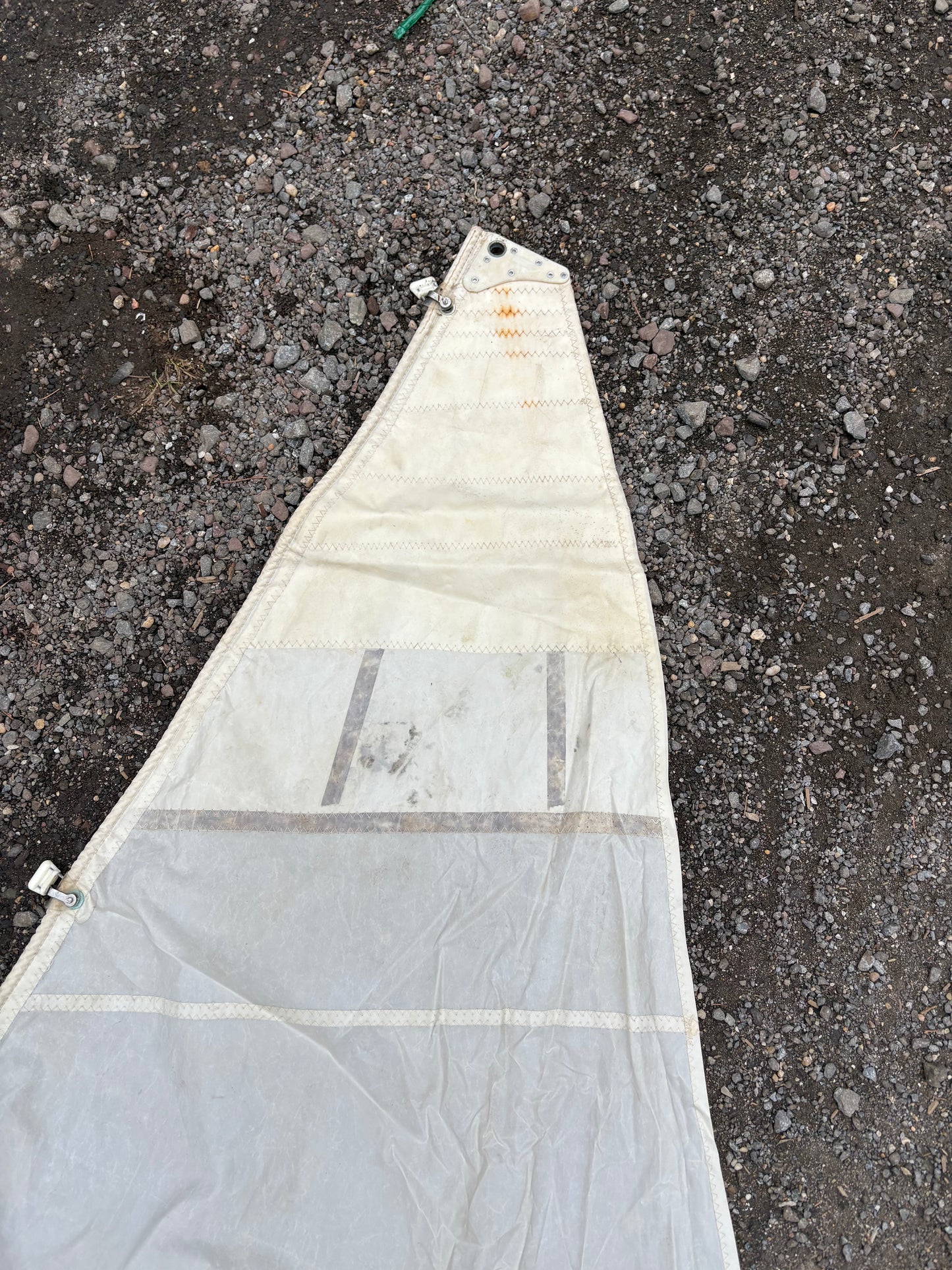 Catalina 34 Main Sail - Luff 19'8" x Leech 21'6" x 9'2"