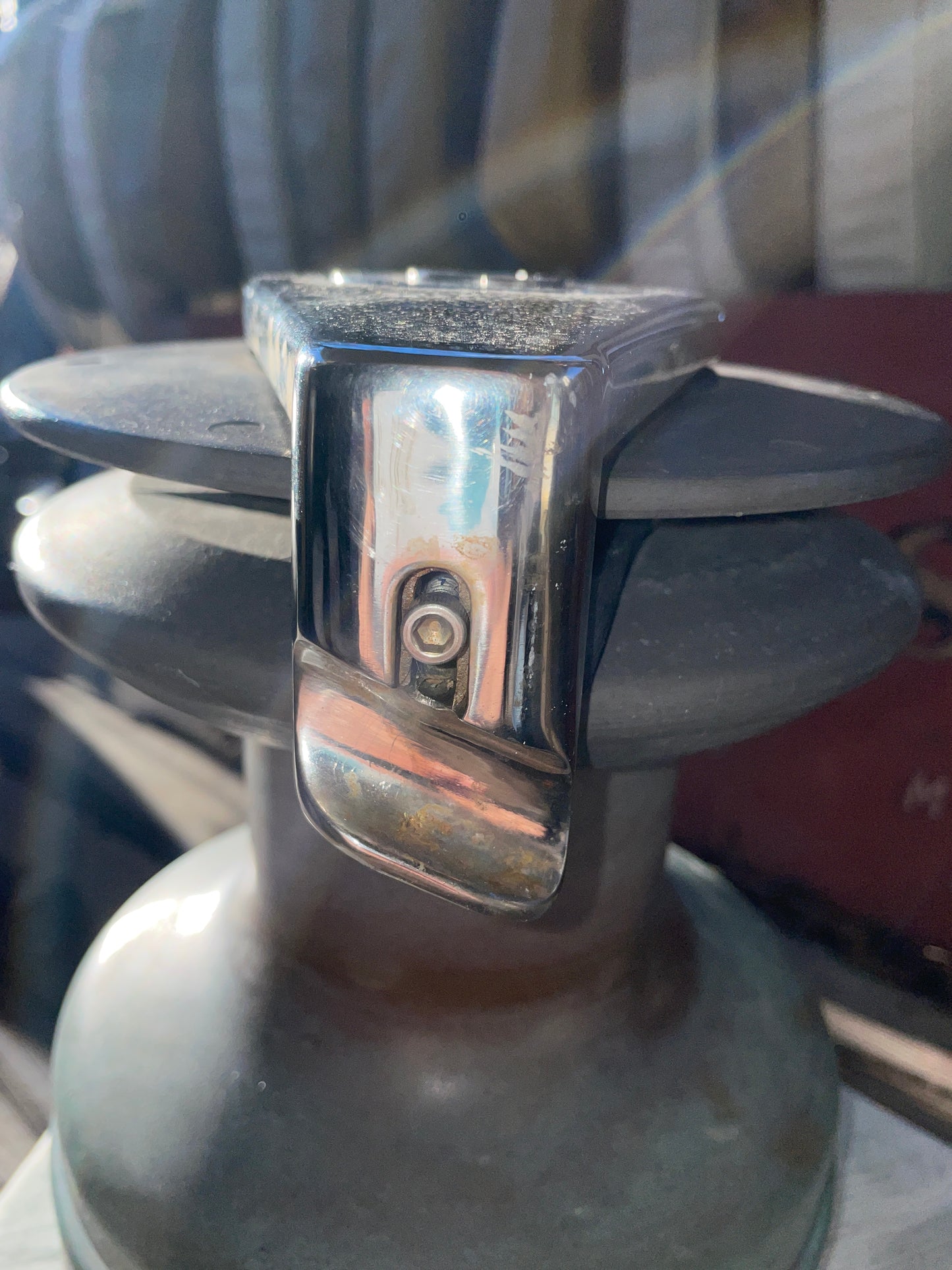 Large Bronze 2 Speed Self Tailing Winch With Mounting Block