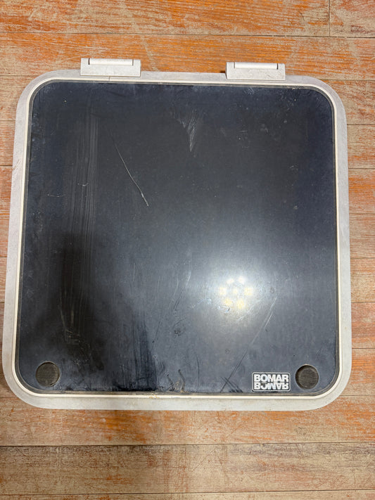 Bomar Opening Hatch - ID: 20" x 20"