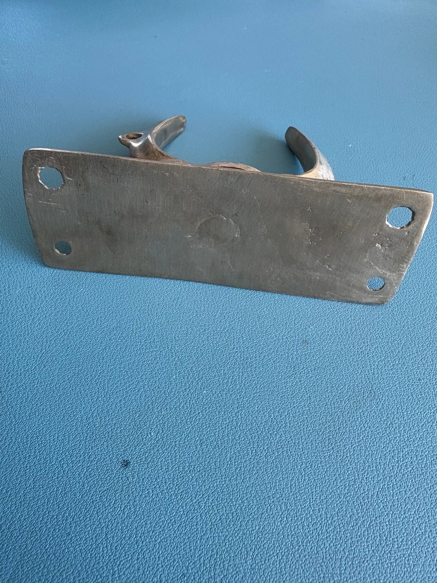 Bronze Pivoting Oar Lock Code BB4399