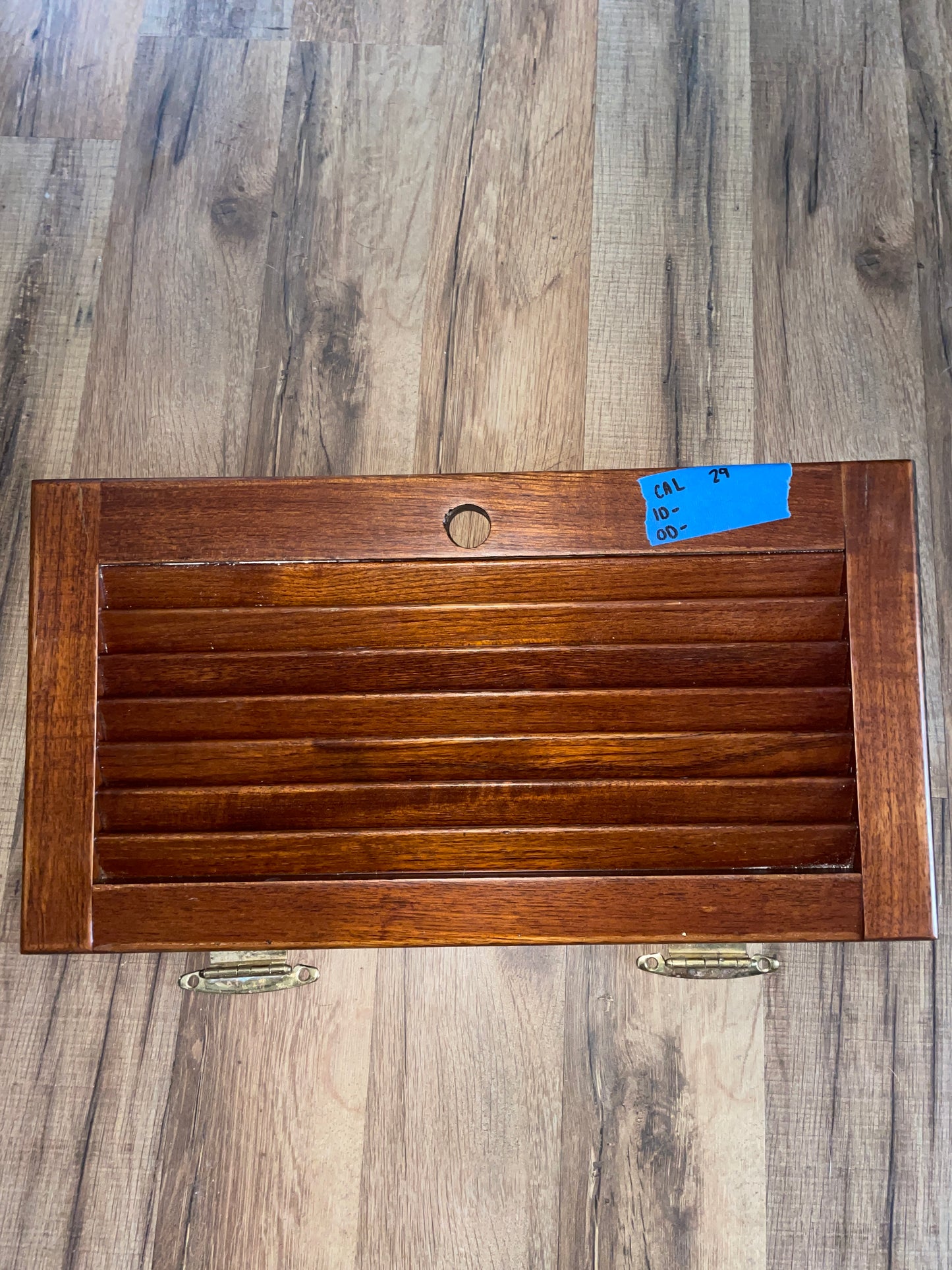 CAL 29 Interior Louvered Door - ID 16” Long x 8 1/4” Wide #81