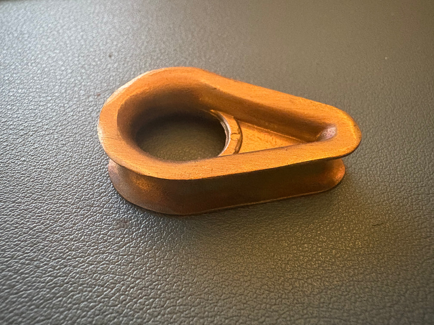 Bronze Semi Solid Thimble 1/4" Code BB1097