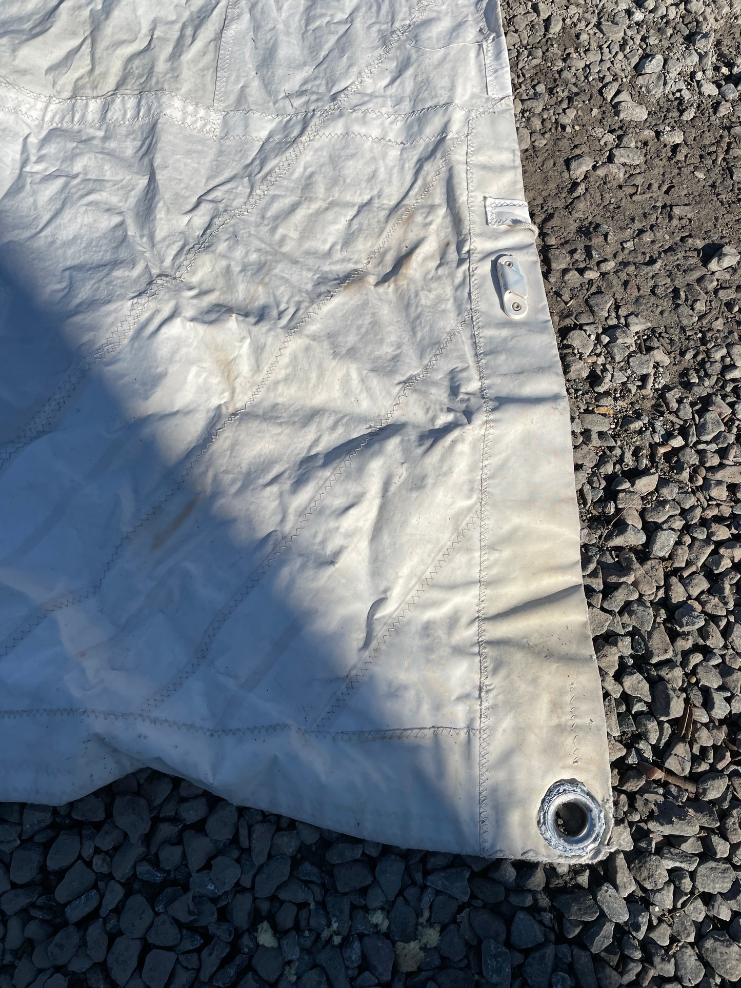 Main Sail- 29’3” x 27’ x 14’