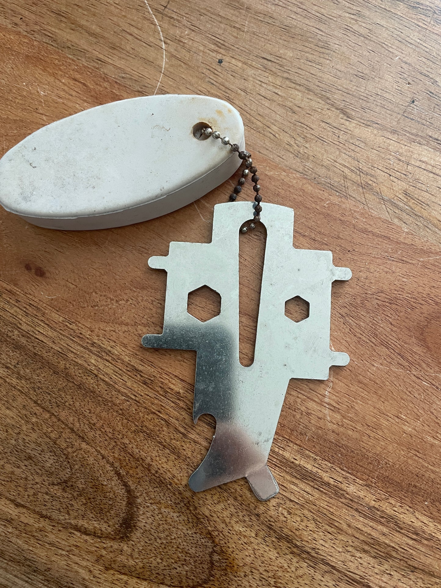 Seadog 335690 Universal Deck Plate Key
