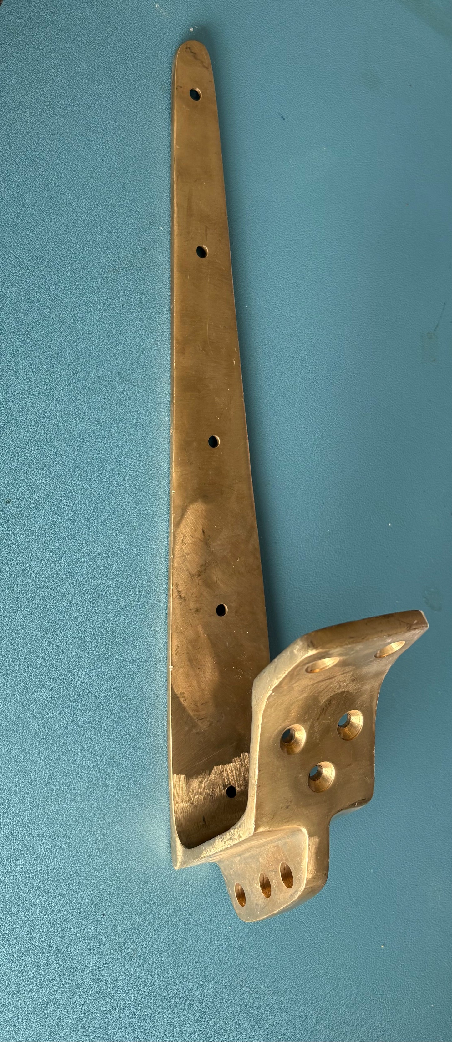 Bronze Stem Strap Code HM5419
