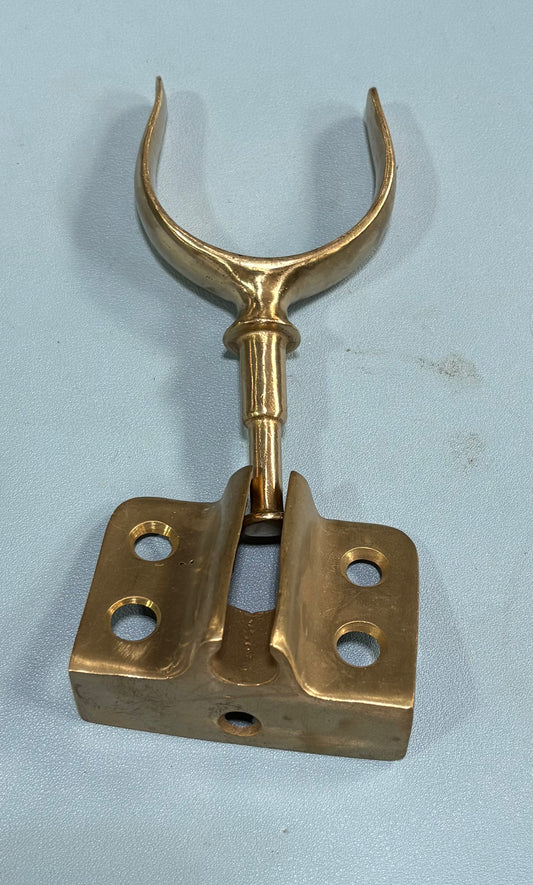 Bronze Davis Oarlock and Holder code BB5897B