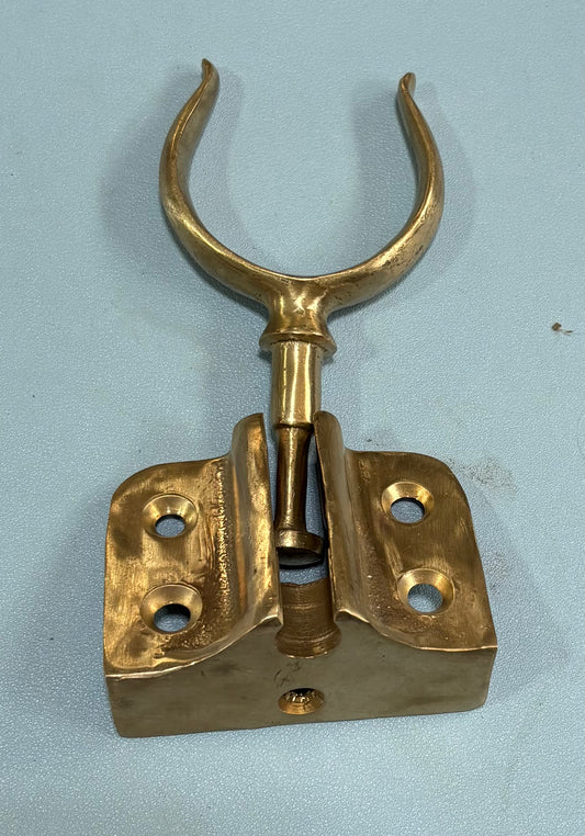Bronze Davis Oarlock and Holder code BB5897C
