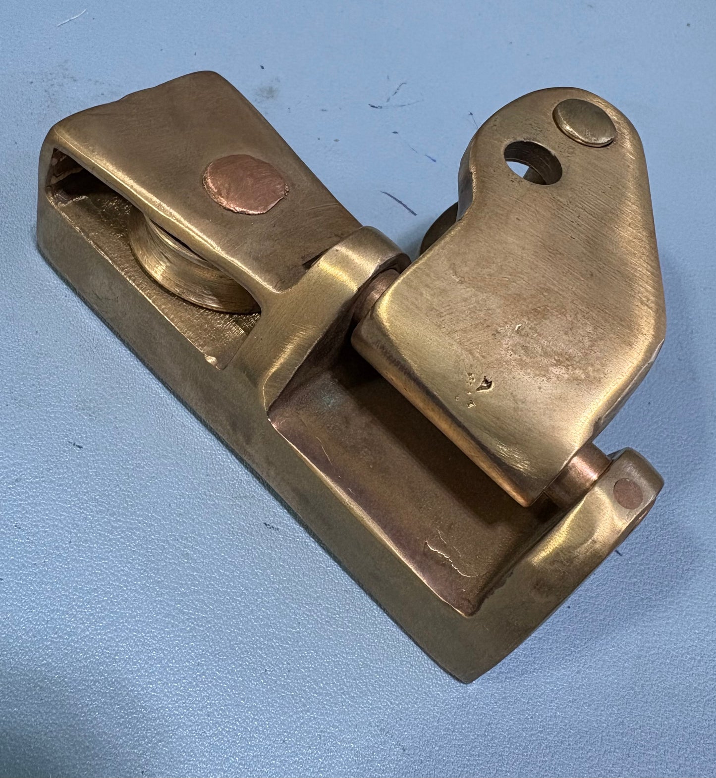 Bronze Clew Outhaul 1 1/4" Code BB4000