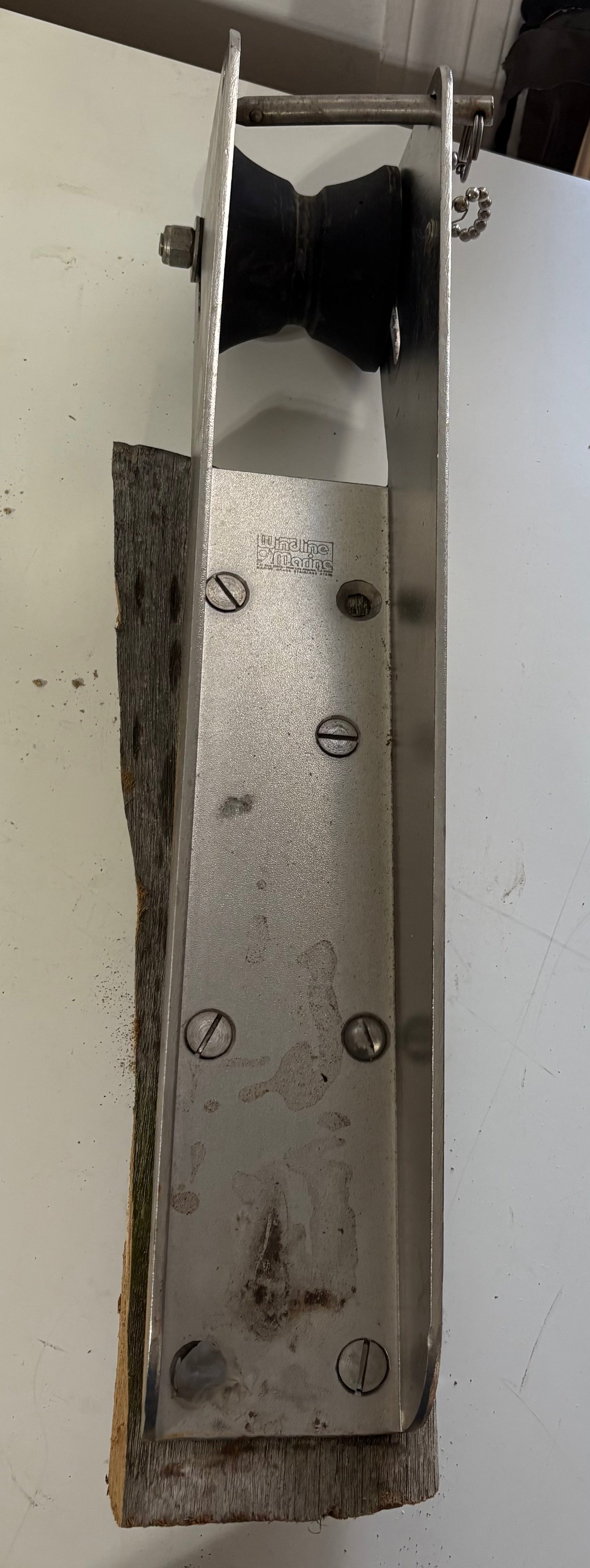 Windline Marine Anchor Roller