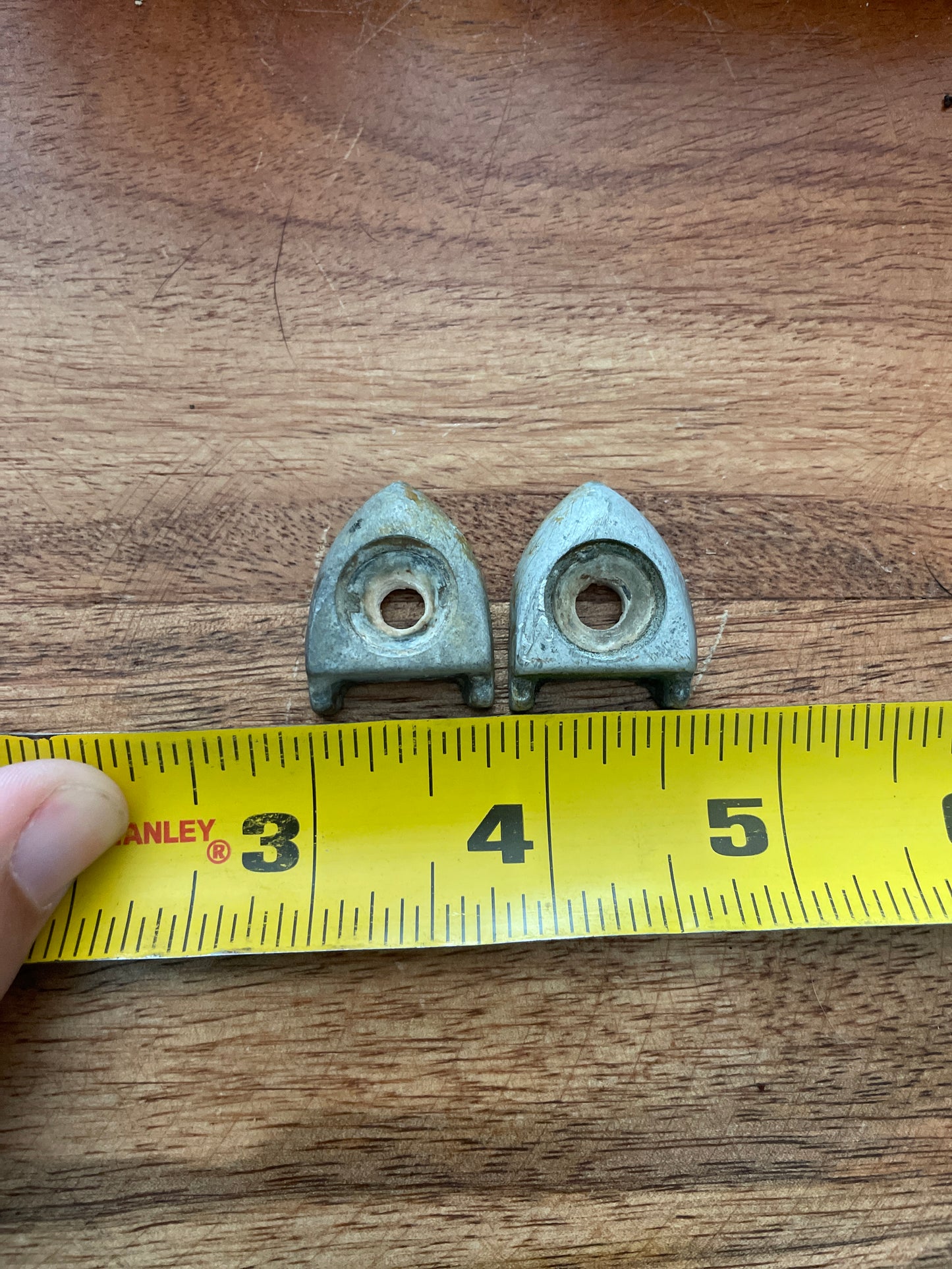 PAIR Aluminum 1/2” Track Ends