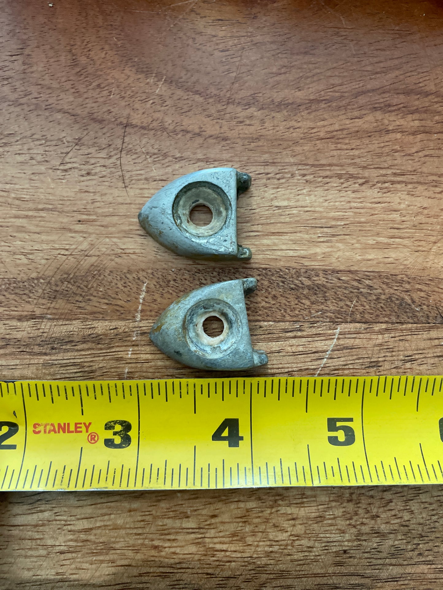 PAIR Aluminum 1/2” Track Ends