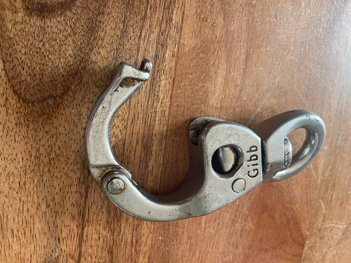 Gibb 3/4” Stainless Steel Swivel Bail Shackle
