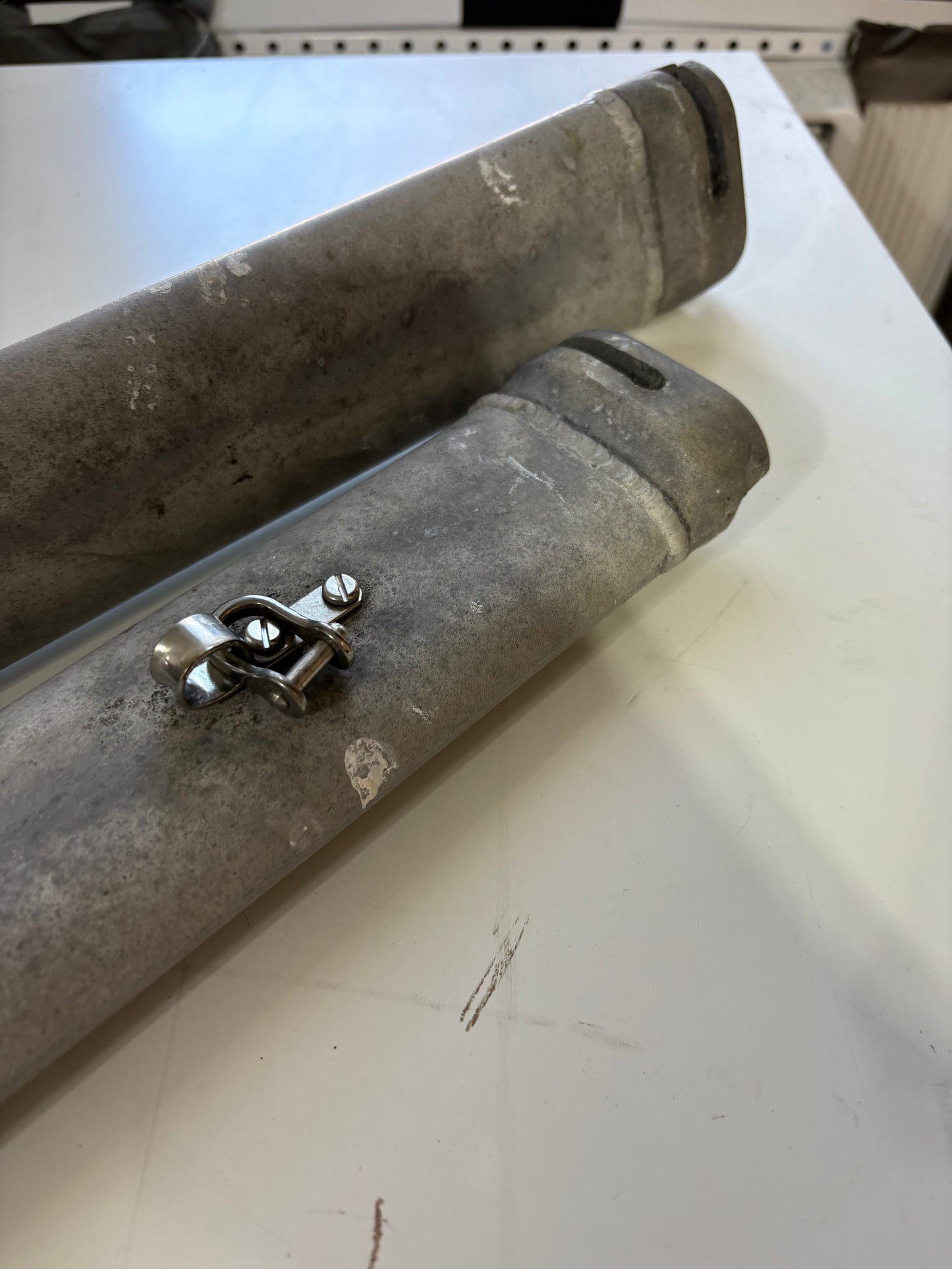 Tartan 34C Spreaders Pair