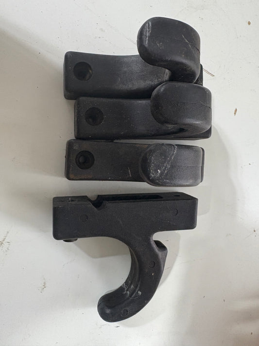 Plastic Wall Mount Hooks (4)