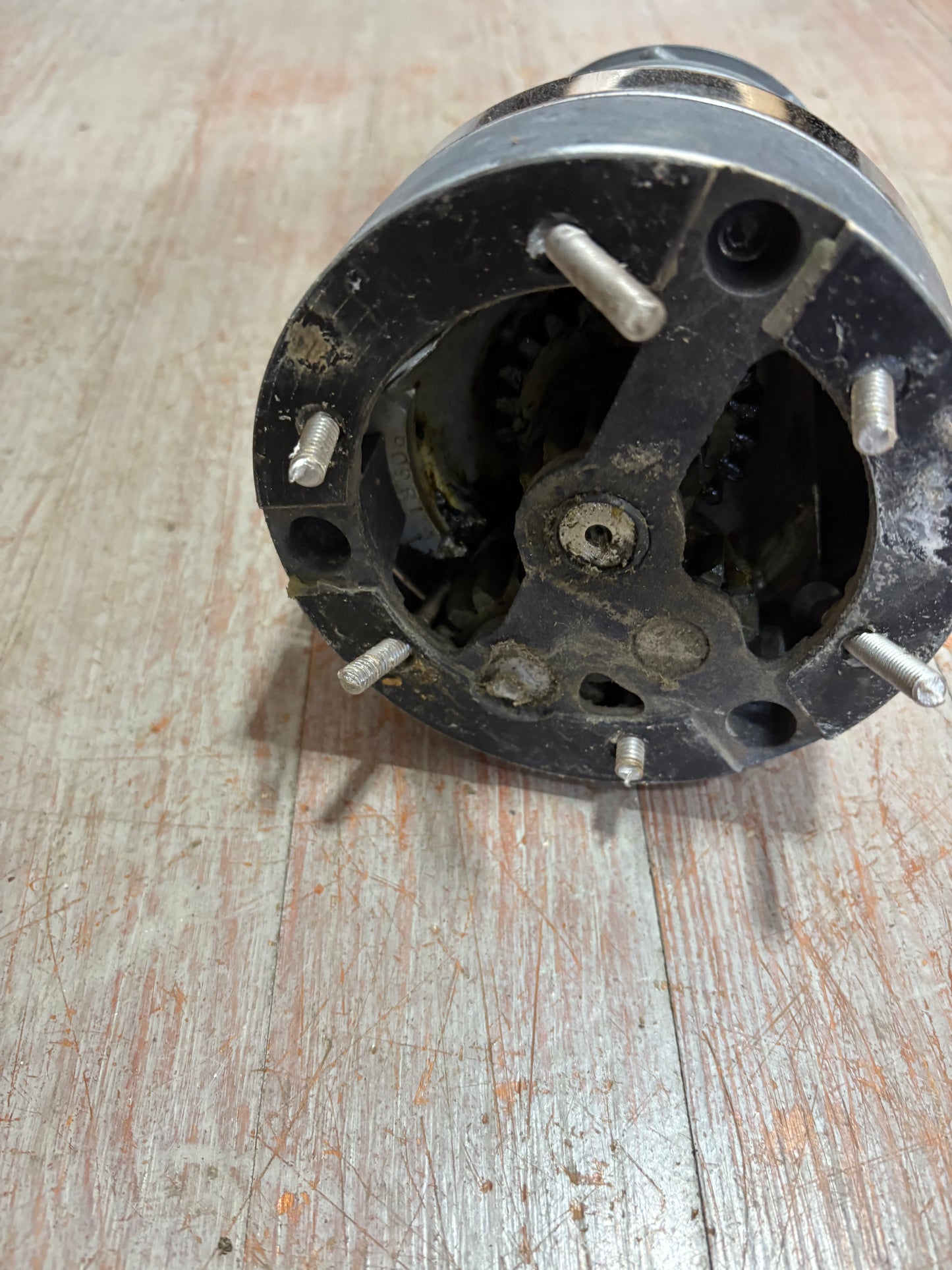 Maxwell 22 2 Speed Self Tailing Winch