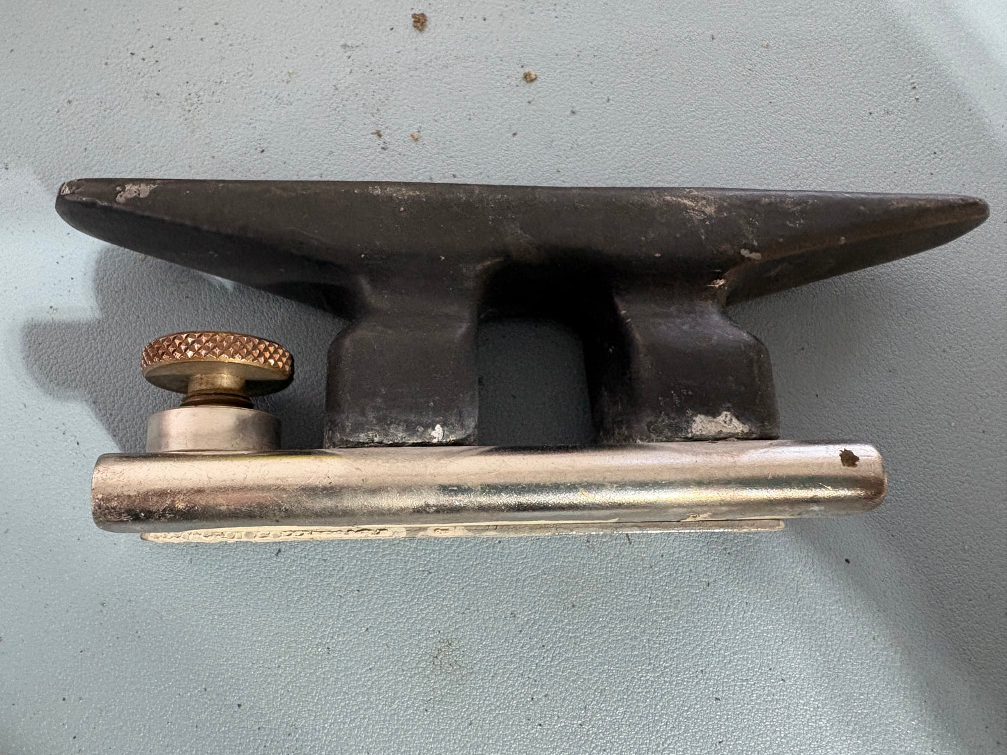 Aluminum Cleat Track Car