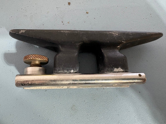 Aluminum Cleat Track Car