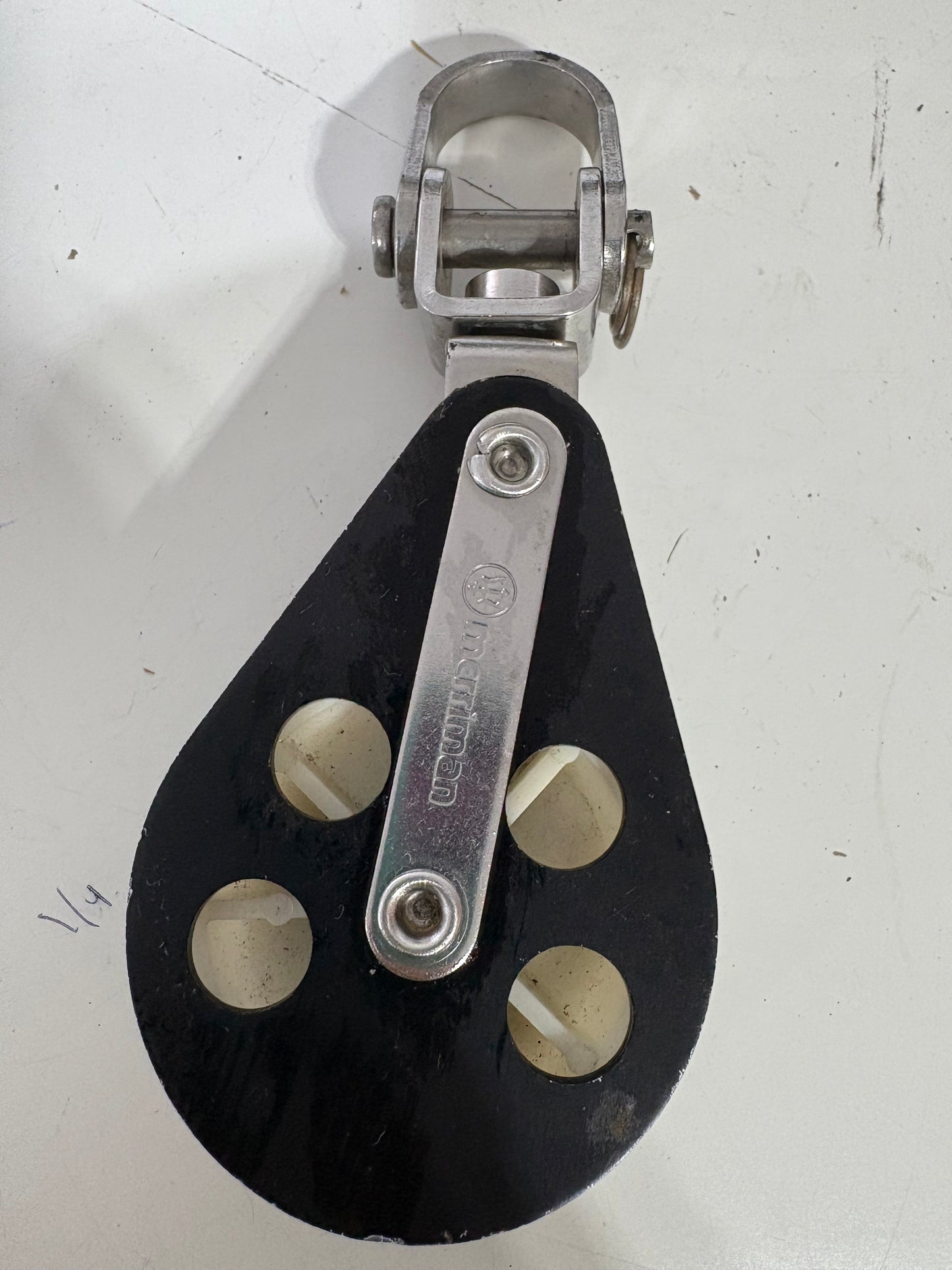 Merriman Single Swivel Block  2  3/8" Sheave- 1/2" line