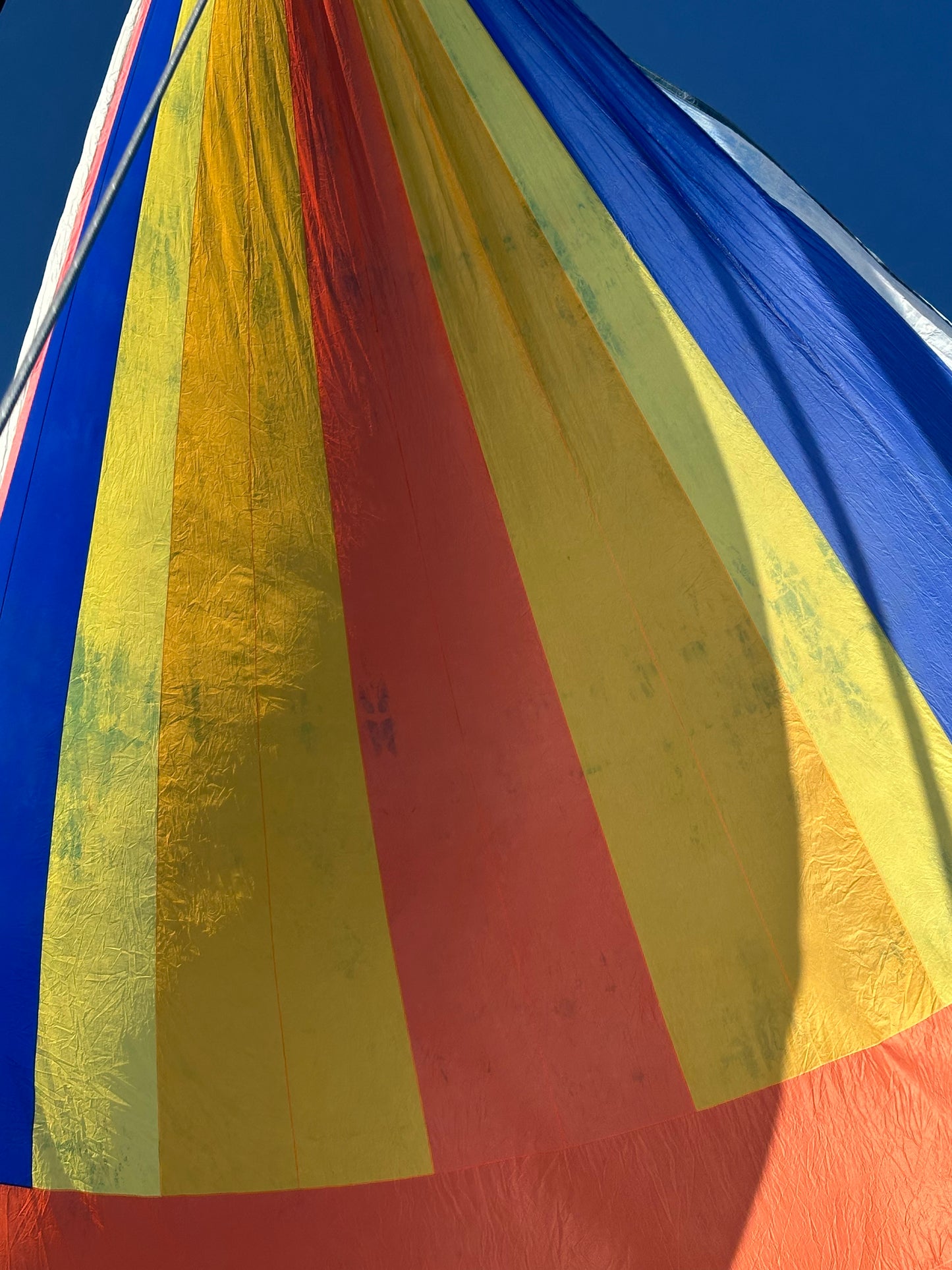 44’7” x 41’ x 22’8” Spinnaker