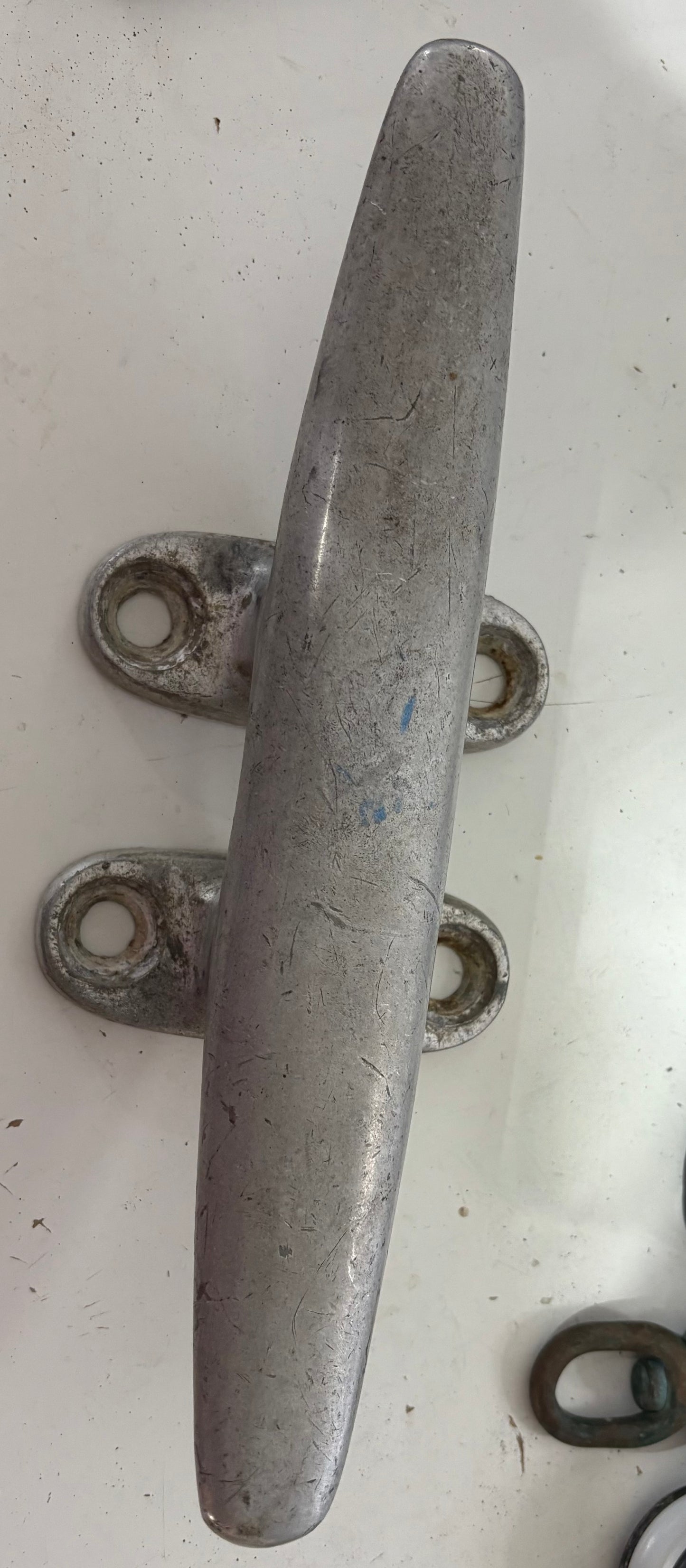 Hollow Aluminum Cleat 10 1/2"