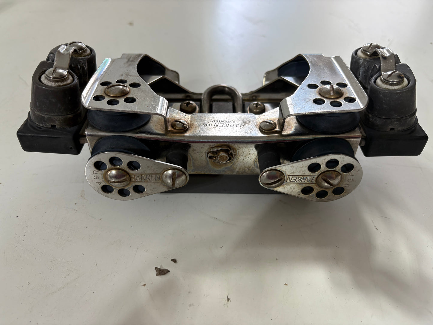 Harken Mega Track Car