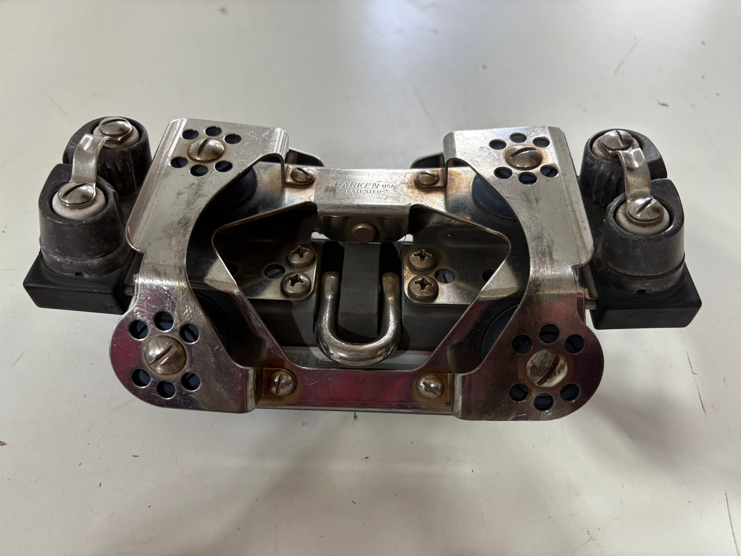 Harken Mega Track Car