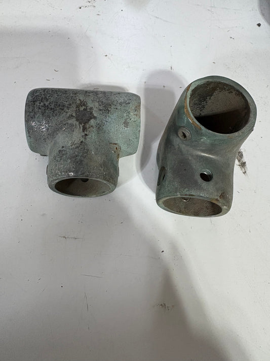 PAIR Bronze 90 Degree T Elbow