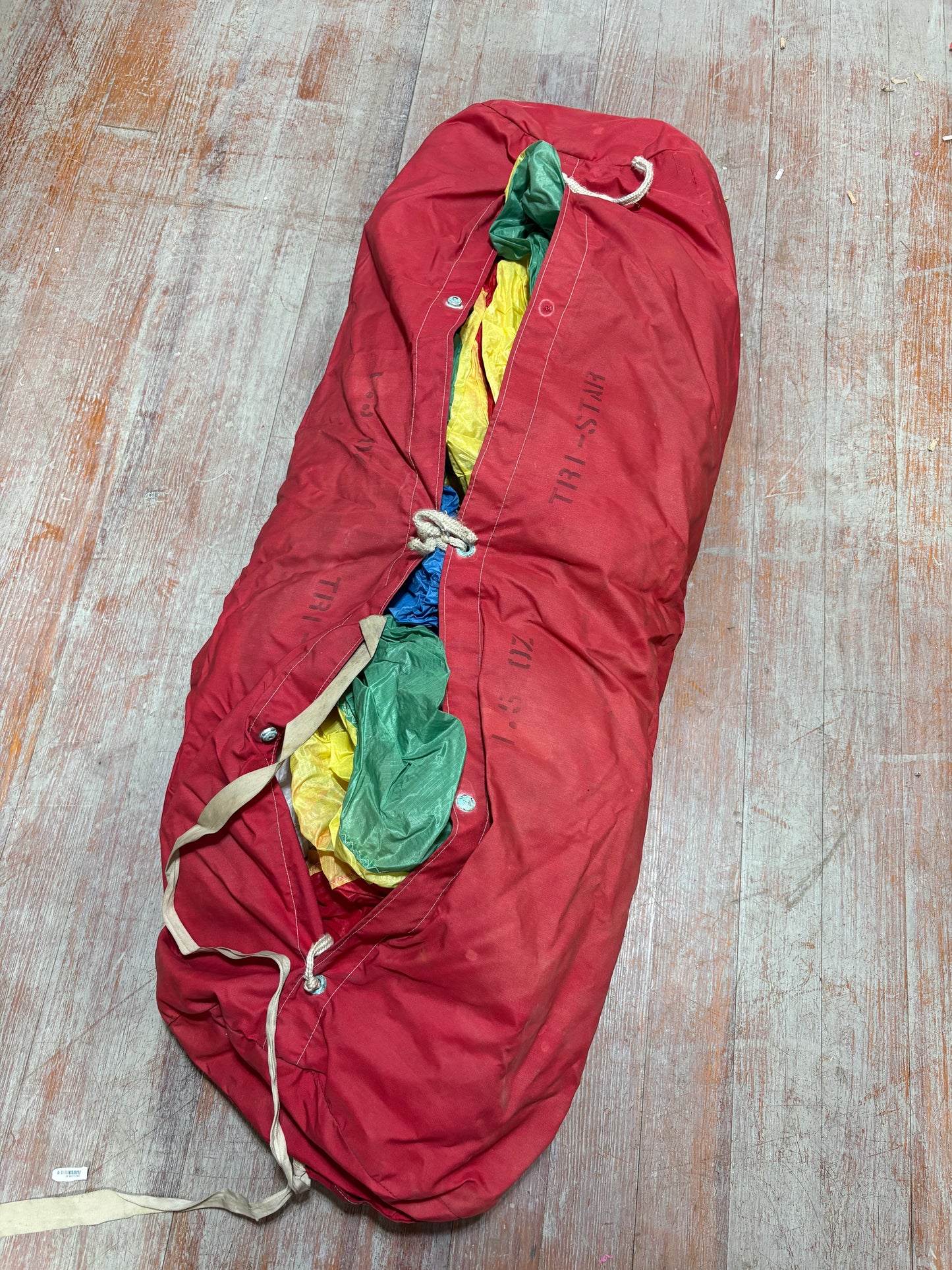 Symmetrical Spinnaker (Green, Yellow, Blue, Red, White)