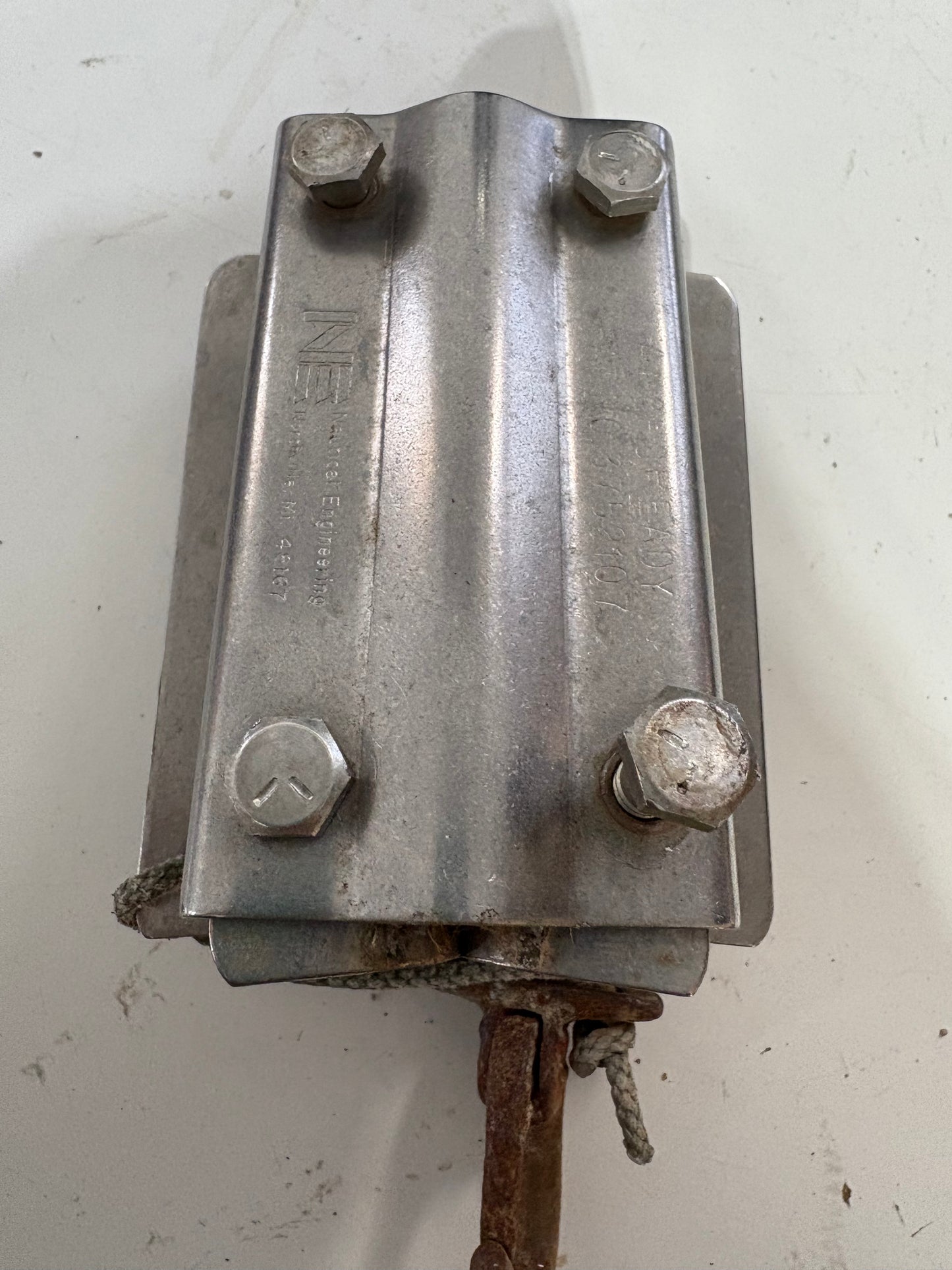 Nautical Engineering NE ANCHOREADY Used Sailboat Stanchion Anchor Holder