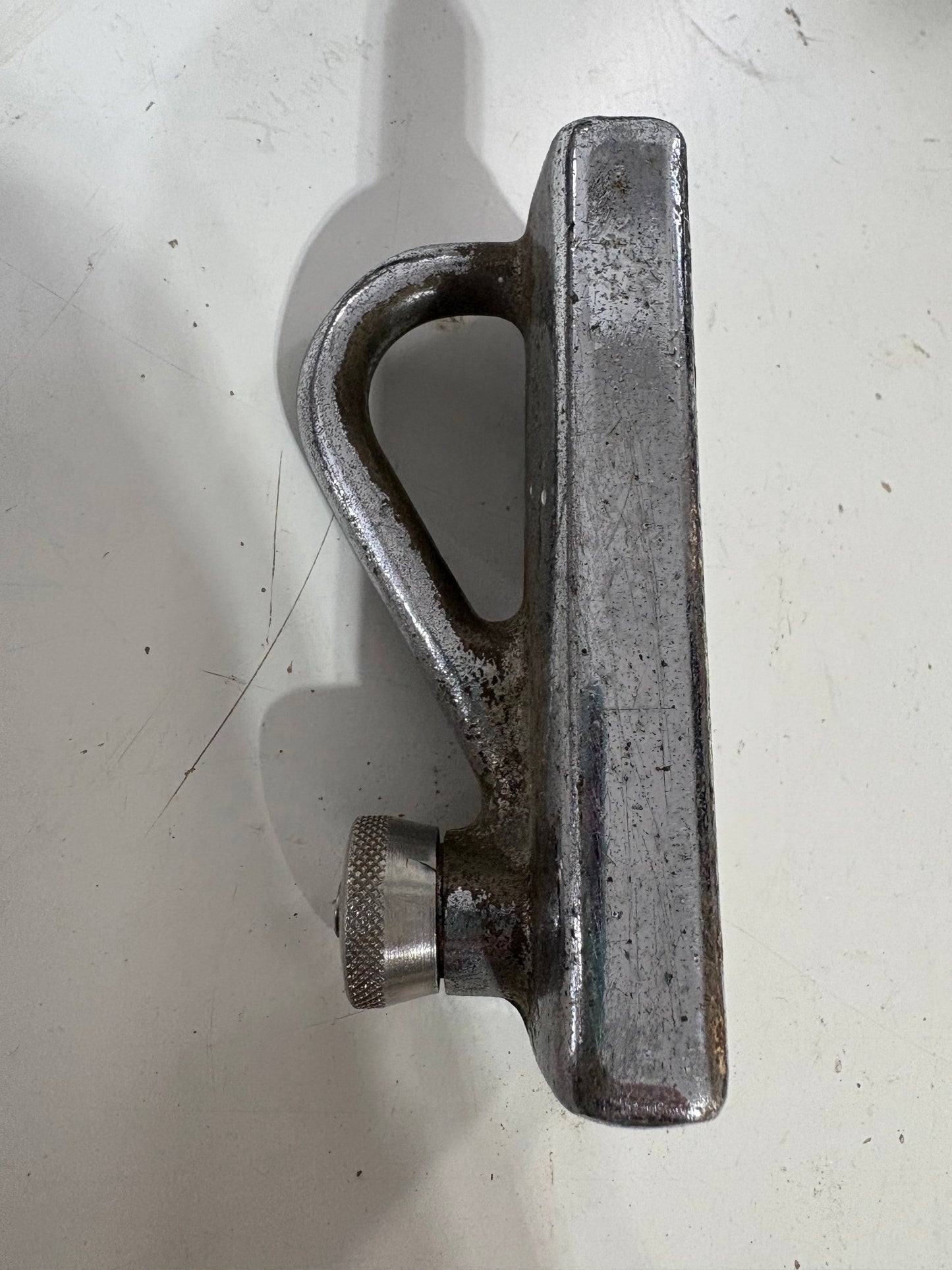 Track Car 1 1/4" Track Spring Pull Top