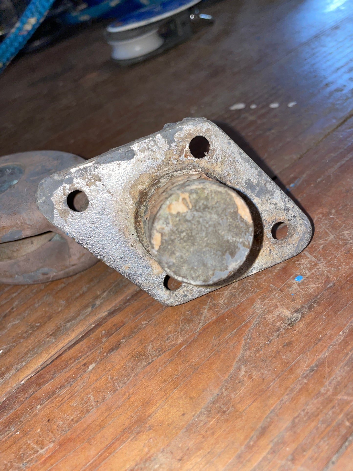 South Coast Block With Bronze In Deck Pad Eye- 6/16” Line