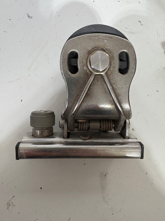 Ronstan Sheet Block - 1 1/4" Track has Slides