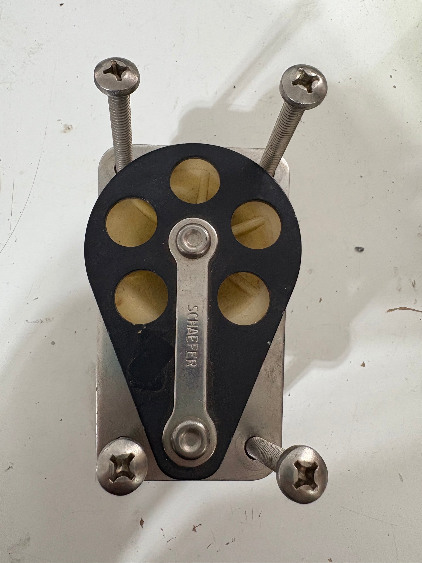 Schaefer Cheek Block