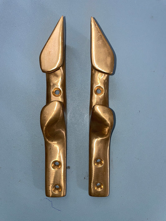 PAIR Port & Starboard Bow Chocks - HM10935