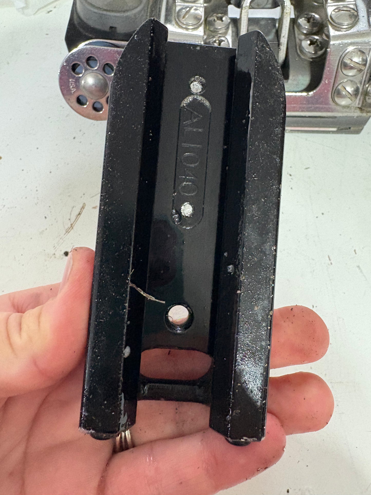 Traveler  5 ft with Harken Track Cars