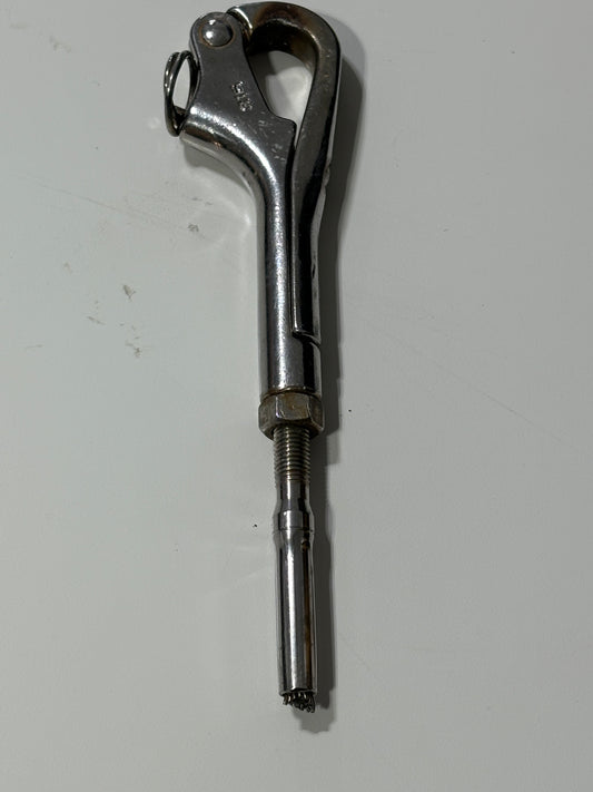 Quick Release Pelican Hook