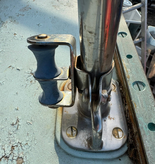 Hood Stanchion Clamp on Double Lead Block - Alden Priscilla