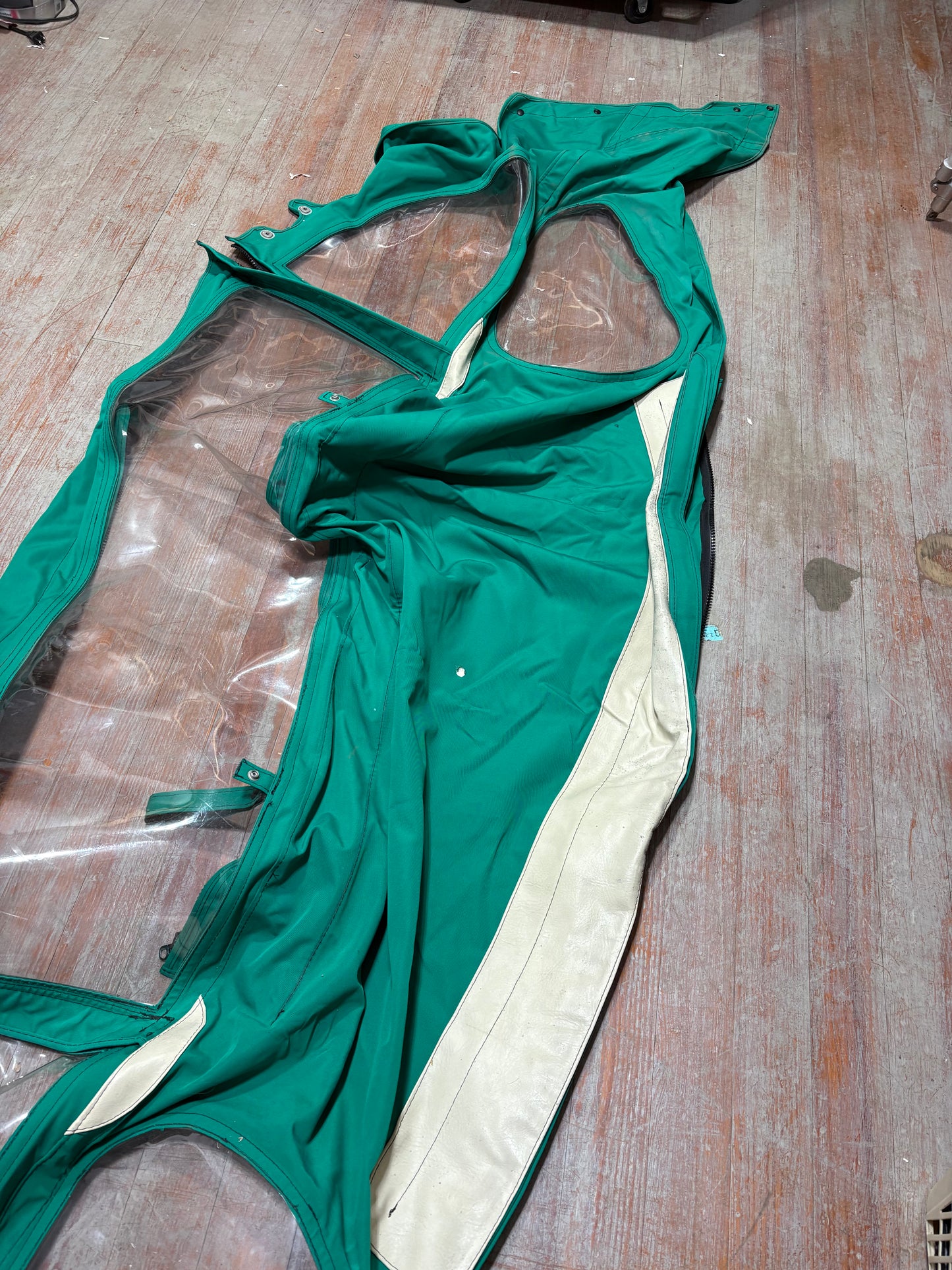 Aluminum Dodger with Green Canvas Whole Lot